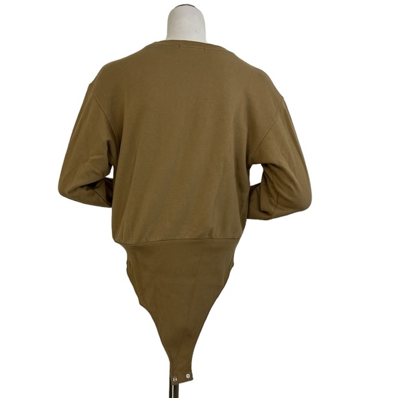 Forever 21 Sweatshirt - Picture 2 of 6